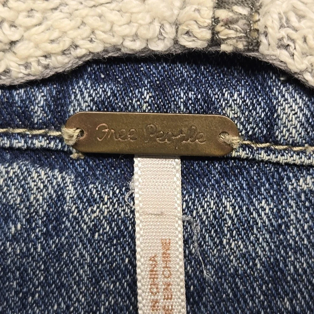 Free People‎ Jacket Womens Small Blue Gray Denim Fleece Hoodie Distressed Casual - Picture 9 of 16